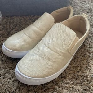 Neutral Slip On Flats